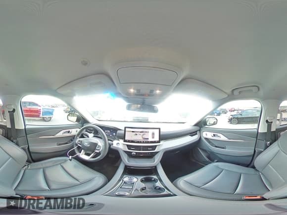 ✅ 2025 Ford Explorer Active • VIN: 1FMUK7DH8SGB11499 • Lot: 70660035. Listed on Copart with 9,580 mi. Free auction sales archive from the USA and detailed vehicle history report at DreamBid. Image 16.