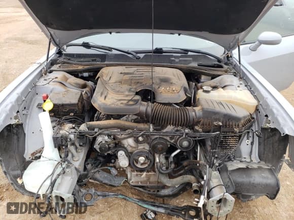 ✅ 2020 Dodge Challenger SXT • VIN: 2C3CDZAG8LH236126 • Lot: 39591294. Wystawiony na Copart z przebiegiem 38 645 mil. Bezpłatny archiwum sprzedaży aukcyjnych z USA i szczegółowy raport historii pojazdu na DreamBid. Zdjęcie 11.