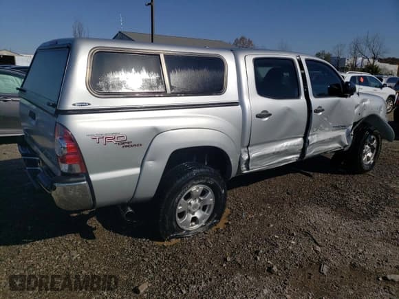 ✅ 2009 Toyota Tacoma PreRunner • VIN: 5TEJU62N29Z593927 • Lot: 74147013. Listed on Copart with 218,234 mi. Free auction sales archive from the USA and detailed vehicle history report at DreamBid. Image 3.