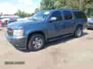 2008 Chevrolet Suburban LTZ z VIN 1GNFK16308R147381, wystawiony jako IAAI lot #43213914 z przebiegiem 255 185 mil mil oraz . Historia ofert i sprzedaży dostępna na DreamBid. Obrazek 2.