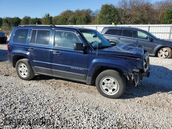 ✅ 2013 Jeep Patriot Sport • VIN: 1C4NJPBA3DD130144 • Lot: 74302753. Listed on Copart with 128,813 mi. Free auction sales archive from the USA and detailed vehicle history report at DreamBid. Image 4.