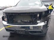 ✅ 2019 Chevrolet Silverado 1500 LT • VIN: 3GCPYDEK7KG138139 • Lot: 43720288. Wystawiony na IAAI z przebiegiem 97 800 mil. Bezpłatny archiwum sprzedaży aukcyjnych z USA i szczegółowy raport historii pojazdu na DreamBid. Zdjęcie 6.