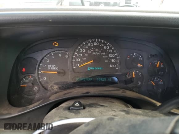 ✅ 2005 Chevrolet Silverado 3500 SRW Wrk Trk • VIN: 1GCHK34U55E315804 • Lot: 80327654. Listed on Copart with 33,425 mi. Free auction sales archive from the USA and detailed vehicle history report at DreamBid. Image 9.