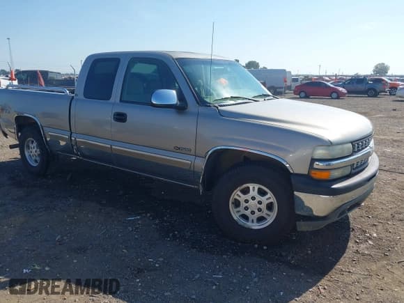 ✅ 2002 Chevrolet Silverado 1500 LT • VIN: 2GCEK19TX21220658 • Lot: 42795382. Listed on IAAI with 229,754 mi. Free auction sales archive from the USA and detailed vehicle history report at DreamBid. Image 1.