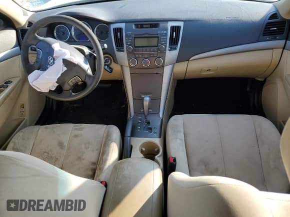 ✅ 2010 Hyundai Sonata GLS • VIN: 5NPET4AC2AH656721 • Lot: 80732015. Listed on Copart with 205,552 mi miles. Access the free auction sales archive from the USA and view a detailed vehicle history report at DreamBid. Image 8.