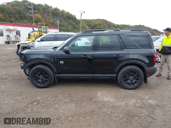 ✅ 2025 Ford Bronco Sport Big Bend • VIN: 3FMCR9BN9SRE23481 • Lot: 43500922. Listed on IAAI with 5,113 mi. Free auction sales archive from the USA and detailed vehicle history report at DreamBid. Image 15.
