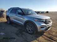 ✅ 2022 Ford Explorer XLT • VIN: 1FMSK8DH0NGB11398 • Лот: 92006385. Опубликован ранее на Copart с пробегом 48 999 миль. Бесплатный доступ к архиву аукционных продаж из США и подробный отчёт об истории автомобиля на DreamBid. Изображение 4.