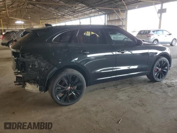 ✅ 2019 Jaguar F-Pace S • VIN: SADCM2FV5KA610770 • Lot: 84902325. Wystawiony na Copart z przebiegiem 49 885 mil. Bezpłatny archiwum sprzedaży aukcyjnych z USA i szczegółowy raport historii pojazdu na DreamBid. Zdjęcie 3.