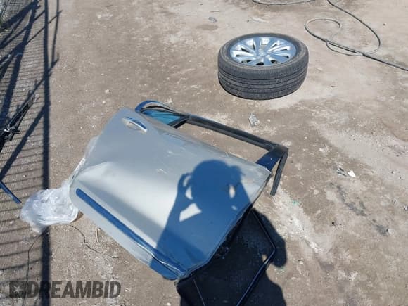 ✅ 2015 Buick LaCrosse • VIN: 1G4GA5G33FF223191 • Lot: 42258580. Listed on IAAI with 60,722 mi. Free auction sales archive from the USA and detailed vehicle history report at DreamBid. Image 12.