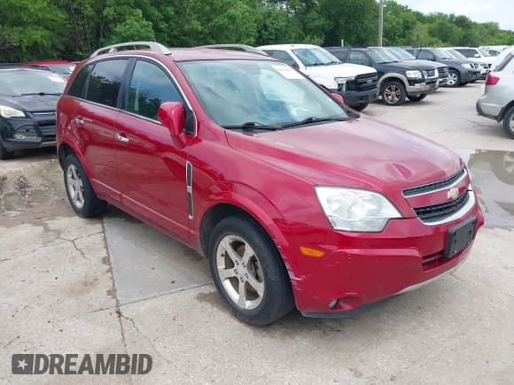 ✅ 2012 Chevrolet Captiva Sport LT • VIN: 3GNAL3E53CS652200 • Lot: 42126641. Wystawiony na IAAI z przebiegiem 191 050 mil. Bezpłatny archiwum sprzedaży aukcyjnych z USA i szczegółowy raport historii pojazdu na DreamBid. Zdjęcie 1.
