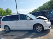 ✅ 2013 Dodge Grand Caravan Crew • VIN: 2C4RDGDG7DR812399 • Lot: 42565877. Wystawiony na IAAI z przebiegiem 212 030 mil. Bezpłatny archiwum sprzedaży aukcyjnych z USA i szczegółowy raport historii pojazdu na DreamBid. Zdjęcie 13.
