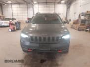 ✅ 2020 Jeep Cherokee Trailhawk • VIN: 1C4PJMBX8LD627104 • Лот: 41493732. Опубликован ранее на IAAI с пробегом 46 463 миль. Бесплатный доступ к архиву аукционных продаж из США и подробный отчёт об истории автомобиля на DreamBid. Изображение 12.