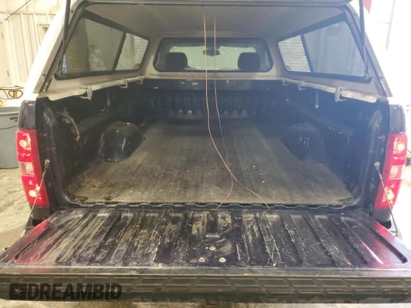 ✅ 2009 Chevrolet Silverado 1500 • VIN: 1GCEK24089Z111412 • Лот: 56109375. Опубликован ранее на Copart с пробегом 199 908 миль. Бесплатный доступ к архиву аукционных продаж из США и подробный отчёт об истории автомобиля на DreamBid. Изображение 10.