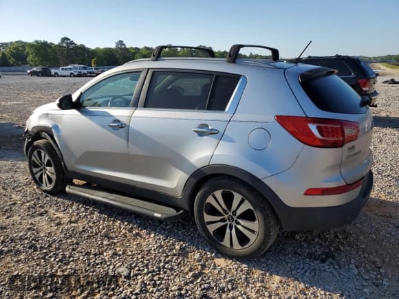 ✅ 2013 Kia Sportage EX • VIN: KNDPC3A21D7385587 • Lot: 52286835. Listed on Copart with 172,043 mi. Free auction sales archive from the USA and detailed vehicle history report at DreamBid. Image 2.