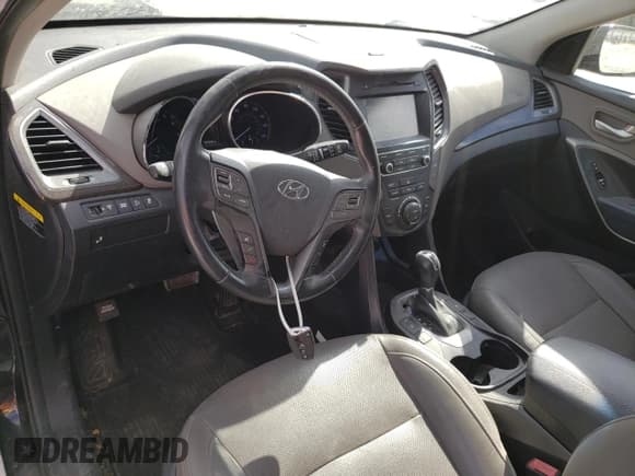 ✅ 2017 Hyundai Santa Fe 2.4L • VIN: 5NMZU3LB6HH032831 • Лот: 45124753. Опубликован ранее на Copart с пробегом 161 805 миль. Бесплатный доступ к архиву аукционных продаж из США и подробный отчёт об истории автомобиля на DreamBid. Изображение 8.