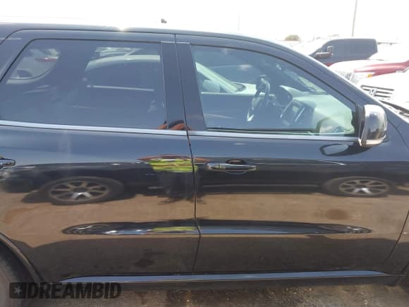 ✅ 2016 Dodge Durango R/T • VIN: 1C4SDHCT2GC437461 • Lot: 42773647. Wystawiony na IAAI z przebiegiem 185 358 mil. Bezpłatny archiwum sprzedaży aukcyjnych z USA i szczegółowy raport historii pojazdu na DreamBid. Zdjęcie 13.