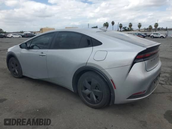 2024 Toyota Prius LE с VIN JTDACAAU4R3020914, выставлен на аукционе Copart как лот 86600665 с пробегом 29 243 миль миль и Списание • Salvage title. История ставок и продаж доступна на DreamBid. Изображение 2.