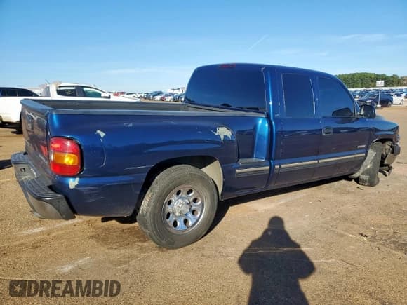✅ 2002 Chevrolet Silverado 1500 • VIN: 1GCEC19V72Z300652 • Lot: 92097815. Wystawiony na Copart z przebiegiem Nie podano. Bezpłatny archiwum sprzedaży aukcyjnych z USA i szczegółowy raport historii pojazdu na DreamBid. Zdjęcie 3.