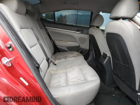 ✅ 2017 Hyundai Elantra SE • VIN: KMHD84LF6HU224293 • Lot: 82203435. Listed on Copart with 174,485 mi. Free auction sales archive from the USA and detailed vehicle history report at DreamBid. Image 10.