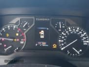 ✅ 2025 Toyota Tundra SR • VIN: 5TFKB5AA1SX048933 • Lot: 43684190. Listed on IAAI with 9,895 mi. Free auction sales archive from the USA and detailed vehicle history report at DreamBid. Image 7.