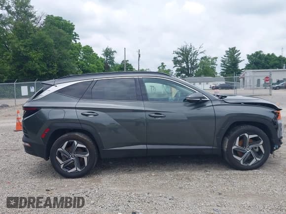 ✅ 2022 Hyundai Tucson Limited • VIN: KM8JFDA25NU036630 • Lot: 42523684. Wystawiony na IAAI z przebiegiem 86 961 mil. Bezpłatny archiwum sprzedaży aukcyjnych z USA i szczegółowy raport historii pojazdu na DreamBid. Zdjęcie 14.