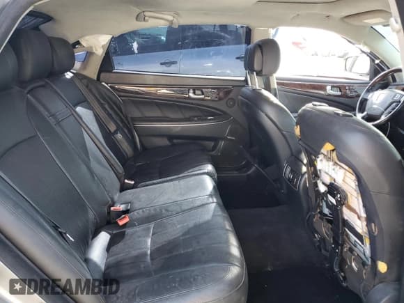 ✅ 2013 Hyundai Equus Signature • VIN: KMHGH4JH4DU058836 • Lot: 51837815. Listed on Copart with 112,093 mi. Free auction sales archive from the USA and detailed vehicle history report at DreamBid. Image 10.