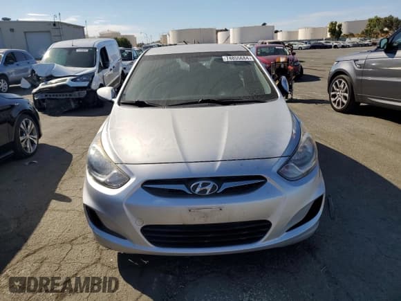 ✅ 2014 Hyundai Accent GLS • VIN: KMHCT4AE0EU725700 • Лот: 74855684. Опубликован ранее на Copart с пробегом 199 881 миль. Бесплатный доступ к архиву аукционных продаж из США и подробный отчёт об истории автомобиля на DreamBid. Изображение 5.