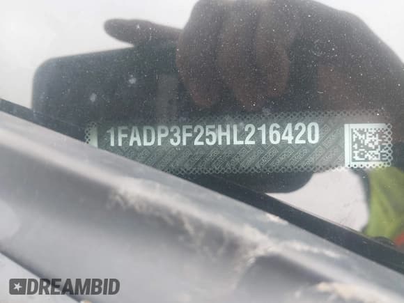 ✅ 2017 Ford Focus SE • VIN: 1FADP3F25HL216420 • Lot: 43594425. Listed on IAAI with 146,896 mi. Free auction sales archive from the USA and detailed vehicle history report at DreamBid. Image 9.