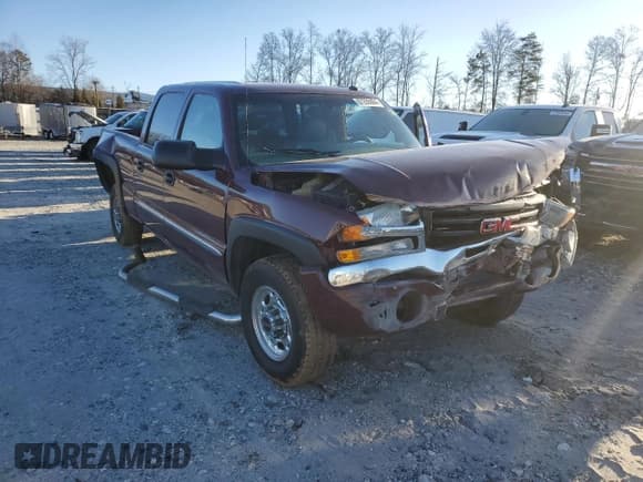 ✅ 2003 GMC Sierra 1500HD SLT • VIN: 1GTGK13U43F198449 • Lot: 87235664. Wystawiony na Copart z przebiegiem Nie podano. Bezpłatny archiwum sprzedaży aukcyjnych z USA i szczegółowy raport historii pojazdu na DreamBid. Zdjęcie 4.