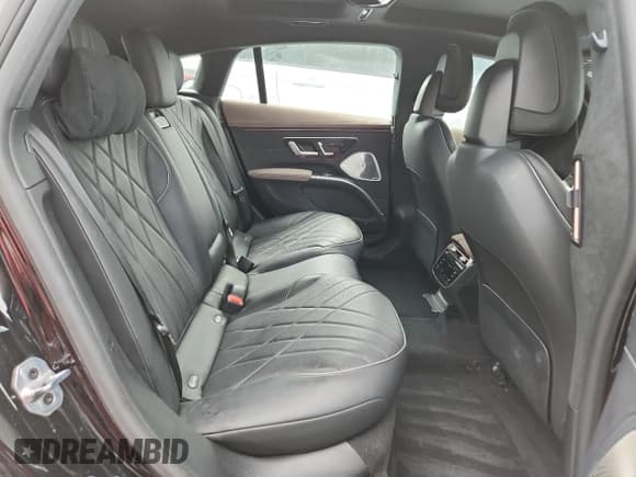 ✅ 2023 Mercedes-Benz EQS 450 • VIN: W1KCG2EB8PA040092 • Lot: 65166665. Wystawiony na Copart z przebiegiem Nie podano. Bezpłatny archiwum sprzedaży aukcyjnych z USA i szczegółowy raport historii pojazdu na DreamBid. Zdjęcie 10.