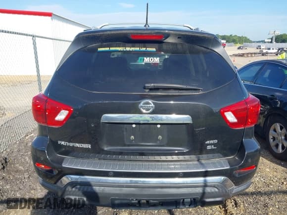 ✅ 2018 Nissan Pathfinder SL • VIN: 5N1DR2MM2JC612941 • Лот: 42539448. Опубликован ранее на IAAI с пробегом 244 326 миль. Бесплатный доступ к архиву аукционных продаж из США и подробный отчёт об истории автомобиля на DreamBid. Изображение 16.