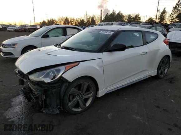 ✅ 2013 Hyundai Veloster Turbo • VIN: KMHTC6AE8DU084094 • Lot: 83704144. Wystawiony na Copart z przebiegiem 118 427 mil. Bezpłatny archiwum sprzedaży aukcyjnych z USA i szczegółowy raport historii pojazdu na DreamBid. Zdjęcie 1.