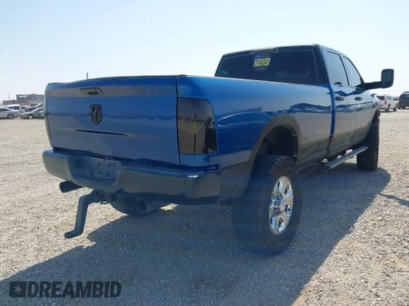 ✅ 2014 Ram 2500 Tradesman • VIN: 3C6UR5HJ4EG231155 • Лот: 41659436. Опубликован ранее на IAAI с пробегом 226 847 миль. Бесплатный доступ к архиву аукционных продаж из США и подробный отчёт об истории автомобиля на DreamBid. Изображение 4.