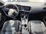 ✅ 2020 Volkswagen Jetta S • VIN: 3VW6T7BU2LM019643 • Лот: 71051185. Опубликован ранее на Copart с пробегом 51 206 миль. Бесплатный доступ к архиву аукционных продаж из США и подробный отчёт об истории автомобиля на DreamBid. Изображение 8.