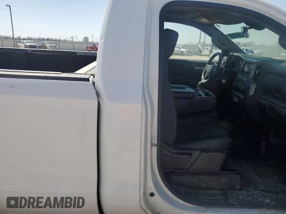 2022 Chevrolet Silverado 1500 Work Truck z VIN 3GCNWAED4NG187204, wystawiony jako Copart lot #48812165 z przebiegiem 84 668 mil mil oraz Czysty tytuł • Clean title. Historia ofert i sprzedaży dostępna na DreamBid. Obrazek 10.