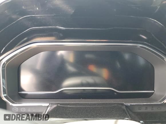 ✅ 2024 GMC Sierra 1500 SLT • VIN: 3GTUUDE81RG181582 • Lot: 72023375. Wystawiony na Copart z przebiegiem Nie podano. Bezpłatny archiwum sprzedaży aukcyjnych z USA i szczegółowy raport historii pojazdu na DreamBid. Zdjęcie 9.