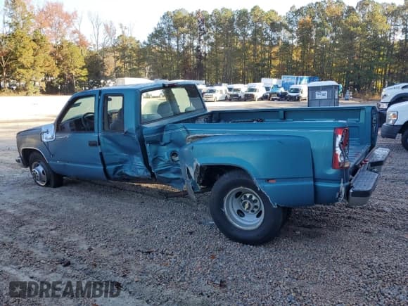 ✅ 1997 Chevrolet Silverado 3500 • VIN: 1GCHC39R8VF045821 • Lot: 78698034. Listed on Copart with 127,490 mi. Free auction sales archive from the USA and detailed vehicle history report at DreamBid. Image 2.
