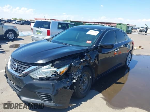 ✅ 2017 Nissan Altima SR • VIN: 1N4AL3AP5HN362449 • Lot: 43101501. Listed on IAAI with 217,615 mi. Free auction sales archive from the USA and detailed vehicle history report at DreamBid. Image 6.