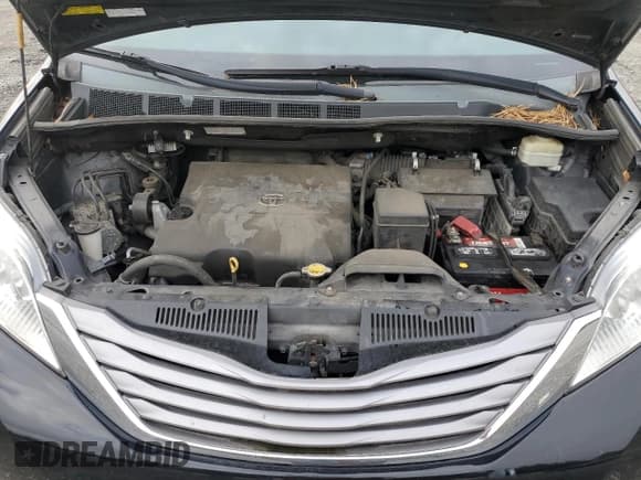 ✅ 2015 Toyota Sienna Limited • VIN: 5TDDK3DC9FS106292 • Lot: 89903225. Listed on Copart with 78,790 mi. Free auction sales archive from the USA and detailed vehicle history report at DreamBid. Image 12.