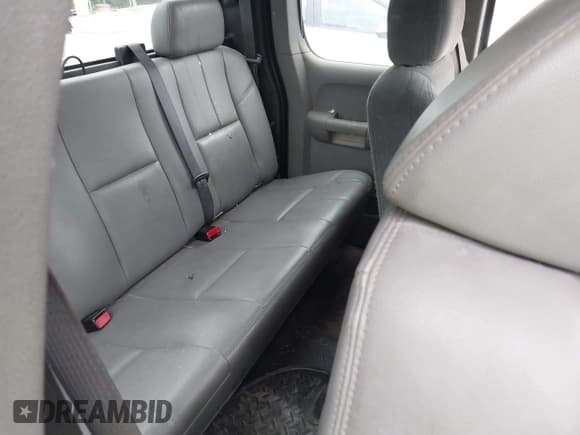 ✅ 2007 Chevrolet Silverado 1500 Work Truck • VIN: 1GCEC19X67Z647639 • Lot: 42681029. Listed on IAAI with 342,106 mi. Free auction sales archive from the USA and detailed vehicle history report at DreamBid. Image 8.