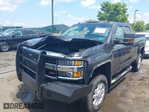 ✅ 2015 Chevrolet Silverado 2500HD LT • VIN: 1GC2KVEG2FZ533591 • Lot: 42689674. Wystawiony na IAAI z przebiegiem 133 697 mil. Bezpłatny archiwum sprzedaży aukcyjnych z USA i szczegółowy raport historii pojazdu na DreamBid. Zdjęcie 6.