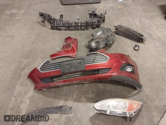 ✅ 2015 Ford C-Max SEL • VIN: 1FADP5BUXFL124333 • Lot: 43601780. Listed on IAAI with 171,992 mi. Free auction sales archive from the USA and detailed vehicle history report at DreamBid. Image 12.