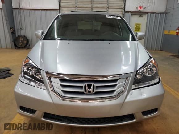 ✅ 2010 Honda Odyssey EX • VIN: 5FNRL3H48AB018692 • Lot: 85643325. Listed on Copart with 161,959 mi. Free auction sales archive from the USA and detailed vehicle history report at DreamBid. Image 5.