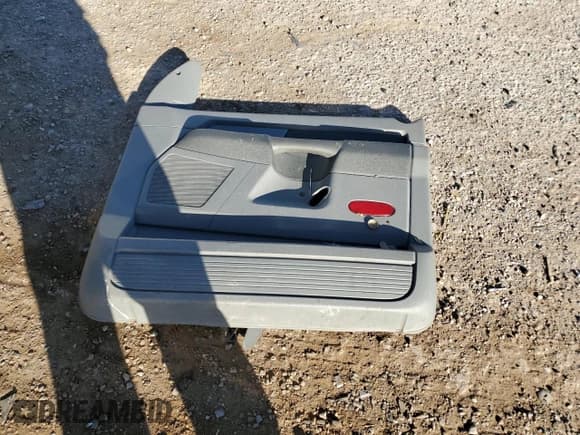 ✅ 2007 Dodge 2500 SLT • VIN: 3D7KR28D67G797464 • Lot: 92357415. Wystawiony na Copart z przebiegiem 312 204 mil. Bezpłatny archiwum sprzedaży aukcyjnych z USA i szczegółowy raport historii pojazdu na DreamBid. Zdjęcie 12.