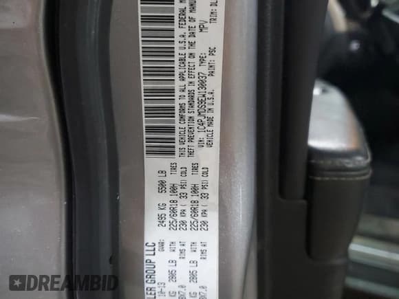 ✅ 2014 Jeep Cherokee Limited • VIN: 1C4PJMDS9EW130037 • Lot: 92649715. Wystawiony na Copart z przebiegiem 122 924 mil. Bezpłatny archiwum sprzedaży aukcyjnych z USA i szczegółowy raport historii pojazdu na DreamBid. Zdjęcie 14.