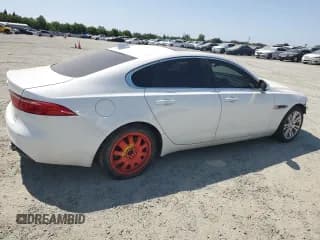 ✅ 2016 Jaguar XF 35t Premium • VIN: SAJBD4BVXGCY20495 • Lot: 59969965. Wystawiony na Copart z przebiegiem 109 603 mil. Bezpłatny archiwum sprzedaży aukcyjnych z USA i szczegółowy raport historii pojazdu na DreamBid. Zdjęcie 3.