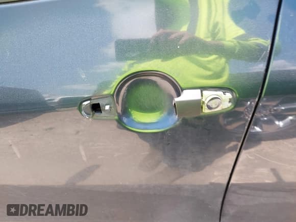 ✅ 2011 Toyota RAV4 • VIN: 2T3ZF4DV3BW099804 • Лот: 42378733. Опубликован ранее на IAAI с пробегом 199 958 миль. Бесплатный доступ к архиву аукционных продаж из США и подробный отчёт об истории автомобиля на DreamBid. Изображение 6.