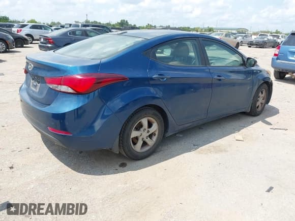 ✅ 2015 Hyundai Elantra SE • VIN: KMHDH4AE1FU250386 • Lot: 42955936. Listed on IAAI with 195,842 mi. Free auction sales archive from the USA and detailed vehicle history report at DreamBid. Image 4.