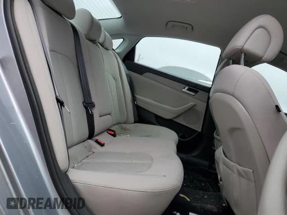 ✅ 2015 Hyundai Sonata SE • VIN: 5NPE24AF8FH149228 • Lot: 57872515. Wystawiony na Copart z przebiegiem 136 628 mil. Bezpłatny archiwum sprzedaży aukcyjnych z USA i szczegółowy raport historii pojazdu na DreamBid. Zdjęcie 10.