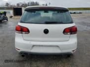 ✅ 2010 Volkswagen Golf GTI • VIN: WVWEV7AJ8AW246428 • Lot: 79220904. Wystawiony na Copart z przebiegiem 184 217 mil. Bezpłatny archiwum sprzedaży aukcyjnych z USA i szczegółowy raport historii pojazdu na DreamBid. Zdjęcie 6.